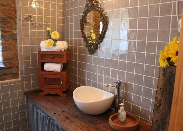 Vilar Dos Condes * Pedrógão Pequeno